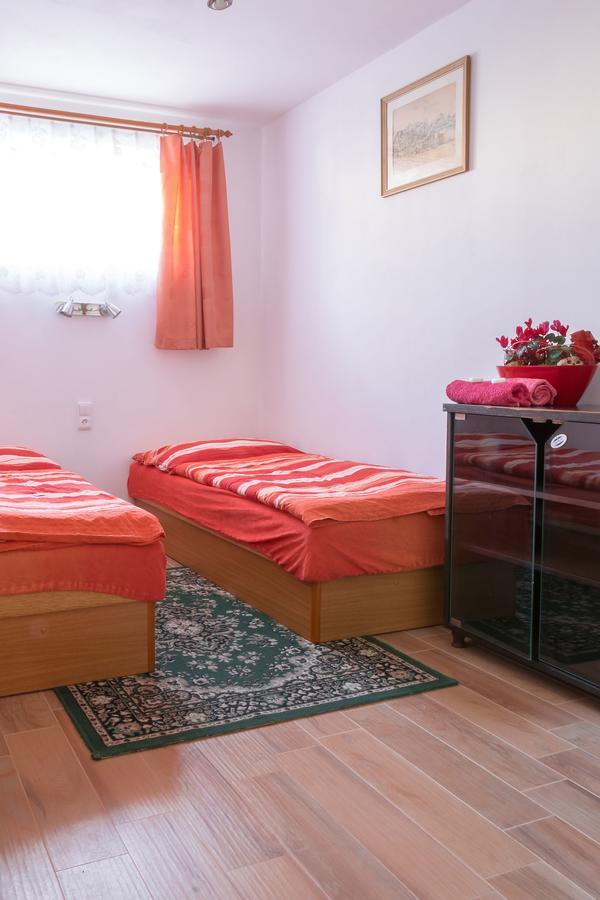Alton Garni Hotel Ceske Budejovice Extérieur photo