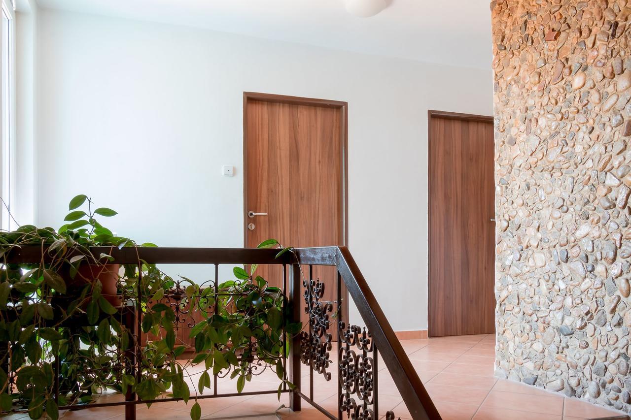 Alton Garni Hotel Ceske Budejovice Extérieur photo